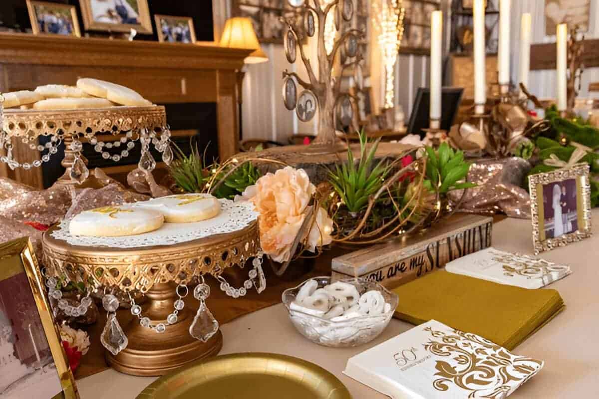 50th Anniversary Table Decoration Ideas